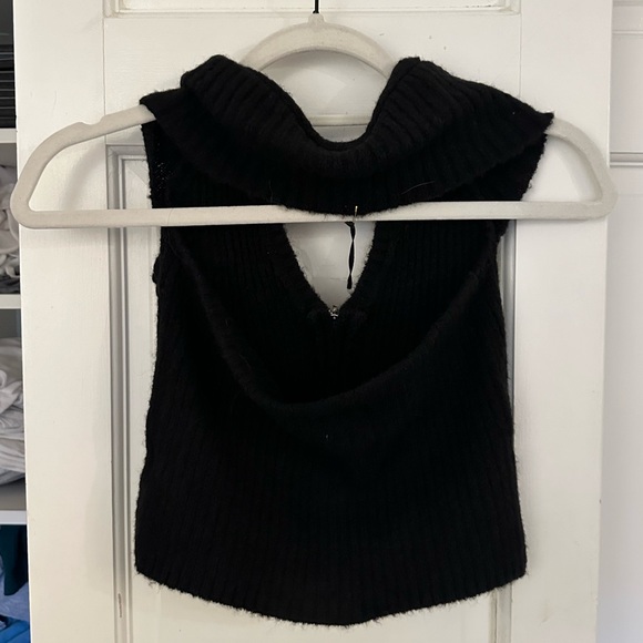 NWT TACH Morgana Knit Halter Top - Picture 3 of 8